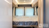 bottom-slider-img