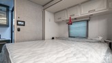 bottom-slider-img