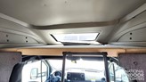 bottom-slider-img