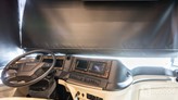 bottom-slider-img