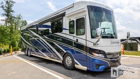 Similar Result : 2025 Newmar London Aire 4551 Thumbnail