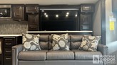 bottom-slider-img