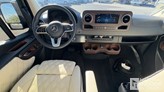bottom-slider-img