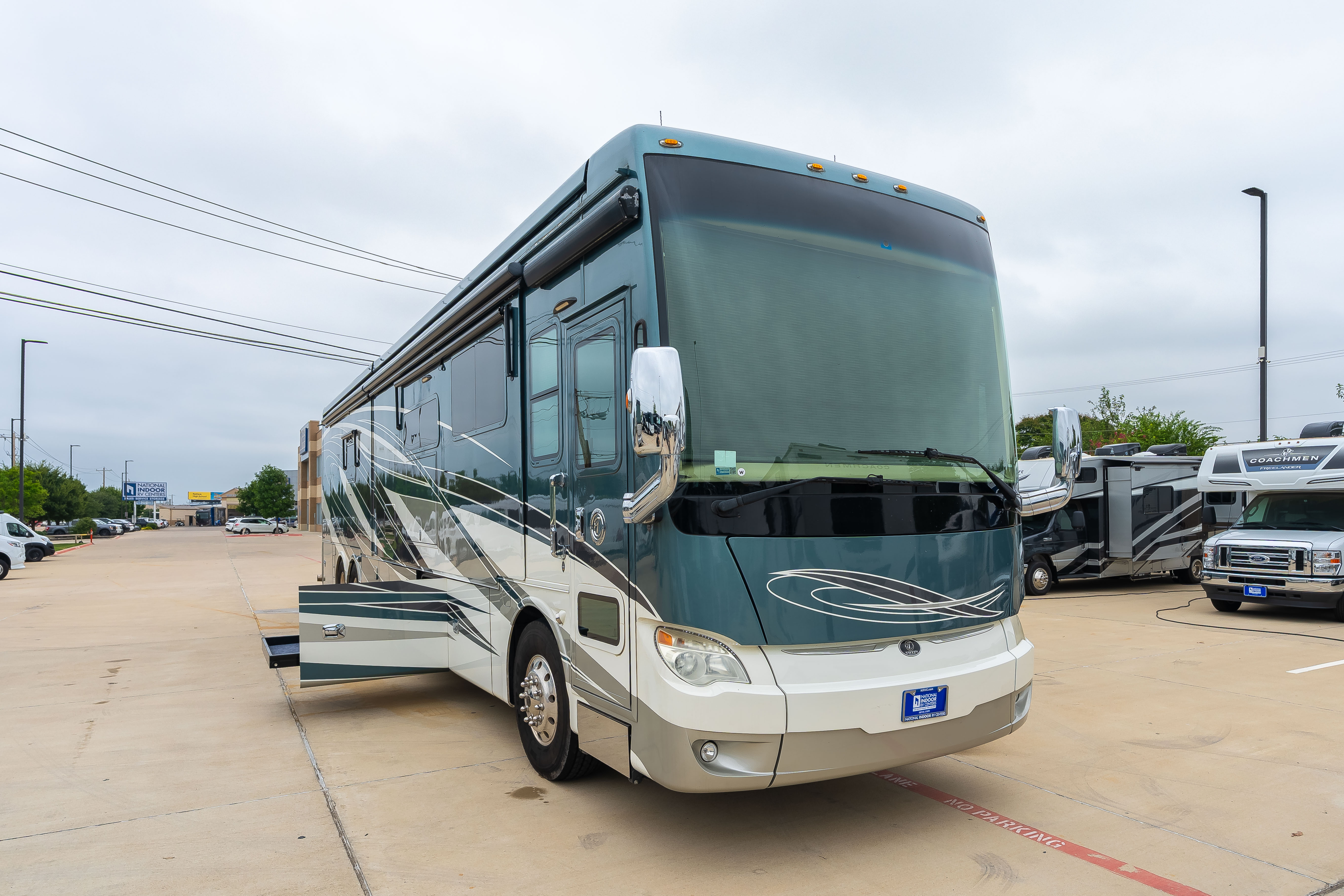 2017 Tiffin Motorhomes Allegro Bus