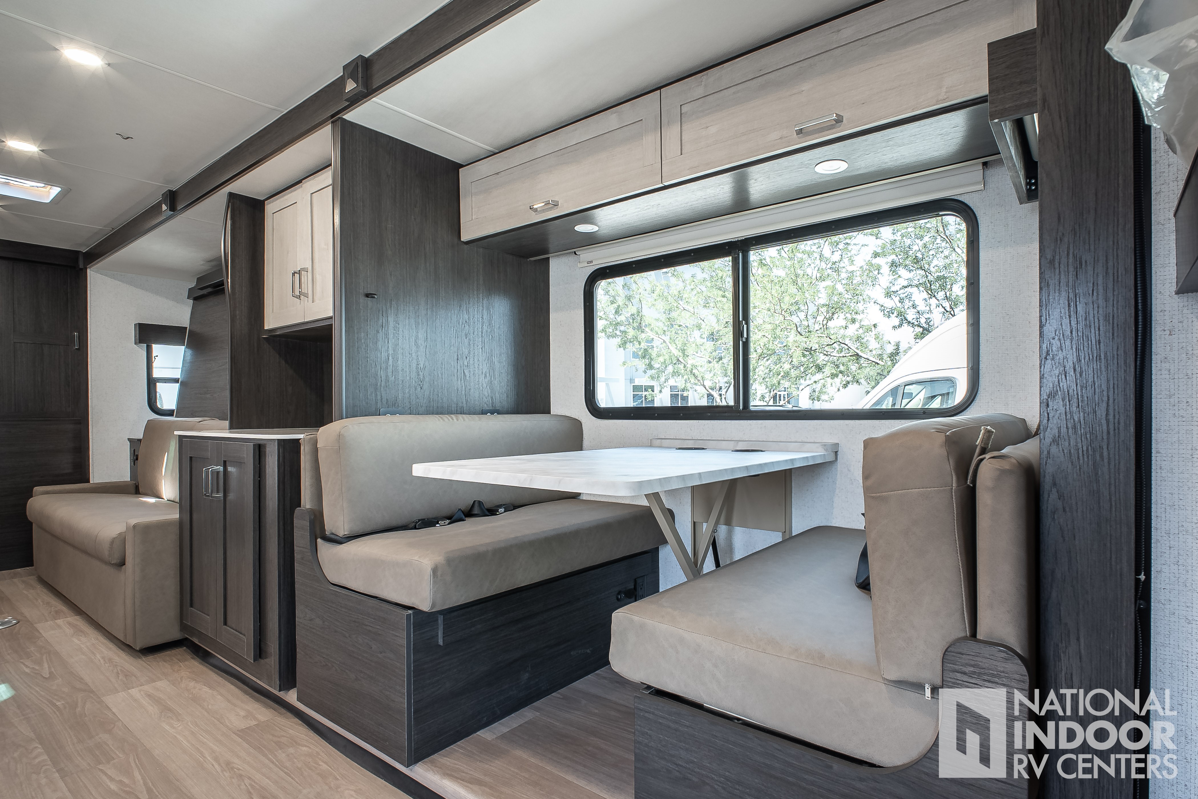 2027 Winnebago Sunflyer 28MB for Sale