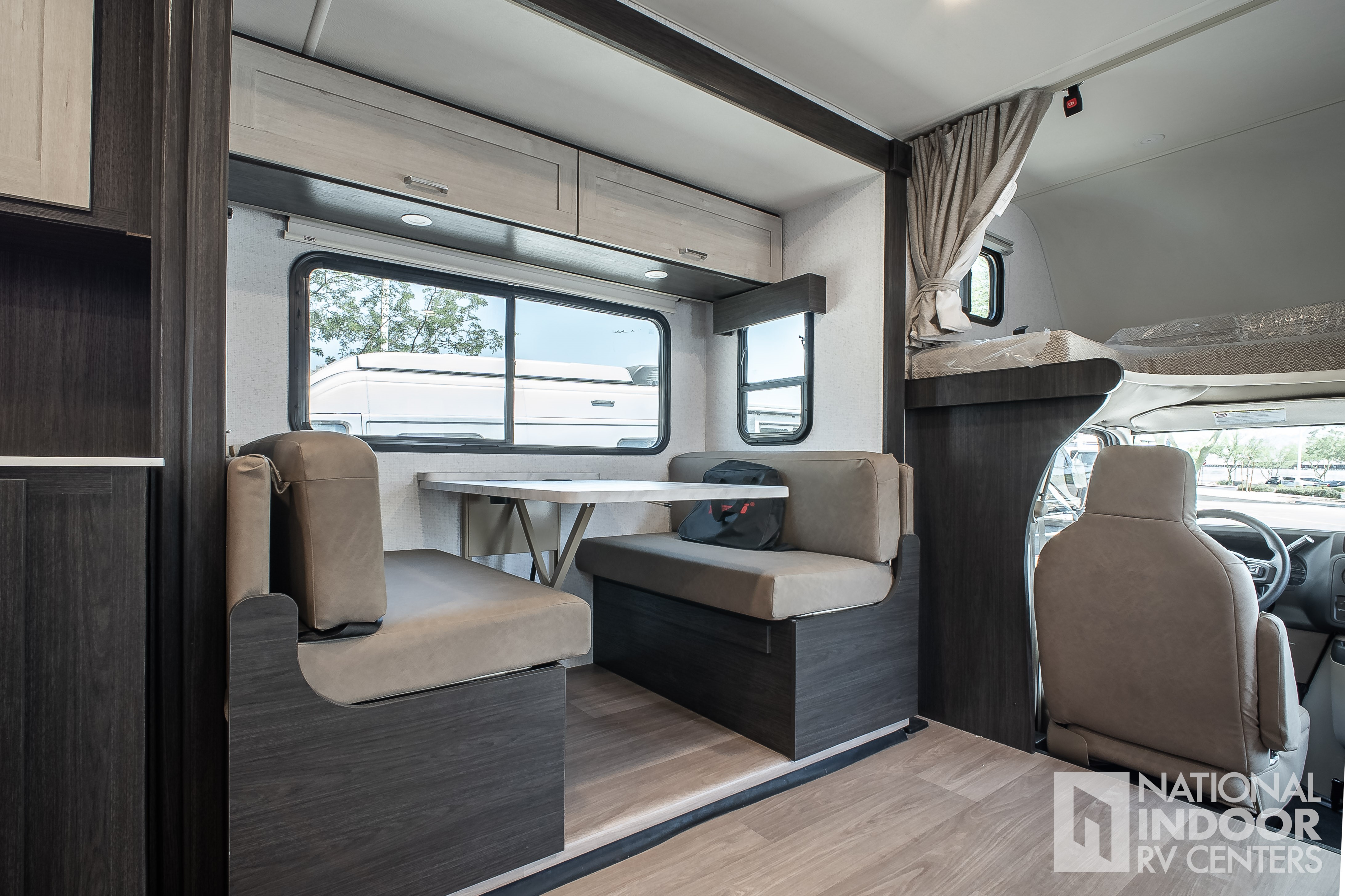 2027 Winnebago Sunflyer 28MB for Sale