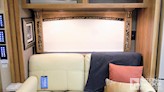 bottom-slider-img