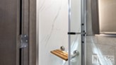 bottom-slider-img