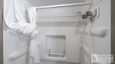 bottom-slider-img
