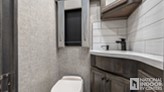 bottom-slider-img