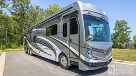 Similar Result : 2023 Fleetwood Discovery Lxe 44S Thumbnail