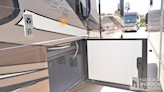 bottom-slider-img
