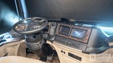 bottom-slider-img