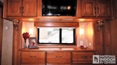 bottom-slider-img