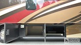 bottom-slider-img