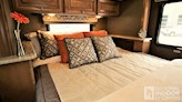 bottom-slider-img