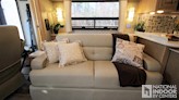 bottom-slider-img