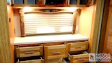 bottom-slider-img