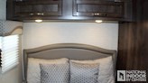 bottom-slider-img
