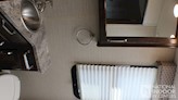 bottom-slider-img