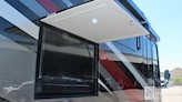bottom-slider-img