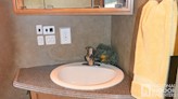 bottom-slider-img