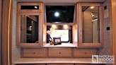 bottom-slider-img