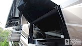 bottom-slider-img