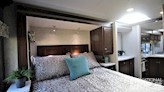 bottom-slider-img