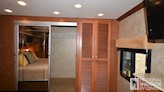 bottom-slider-img