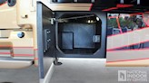 bottom-slider-img