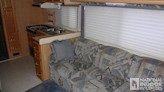bottom-slider-img