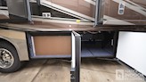 bottom-slider-img