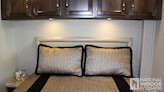 bottom-slider-img
