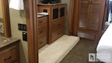 bottom-slider-img