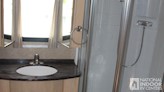 bottom-slider-img