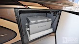 bottom-slider-img