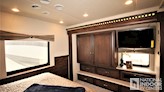 bottom-slider-img
