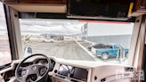 bottom-slider-img