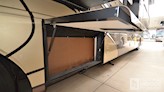 bottom-slider-img