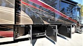 bottom-slider-img