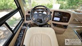 bottom-slider-img
