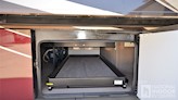 bottom-slider-img