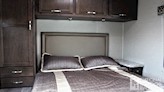 bottom-slider-img