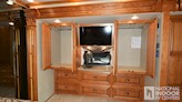 bottom-slider-img