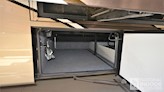 bottom-slider-img