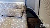 bottom-slider-img
