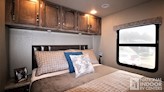 bottom-slider-img