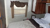bottom-slider-img