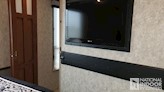 bottom-slider-img